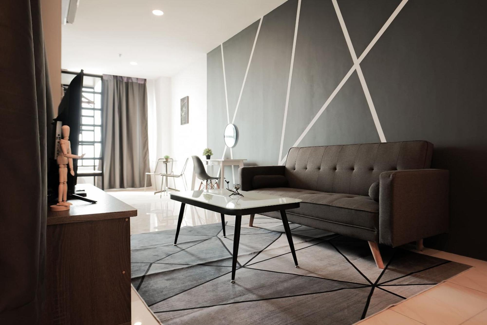 Itcc Manhattan Suites By Calvin Donggongon Eksteriør bilde